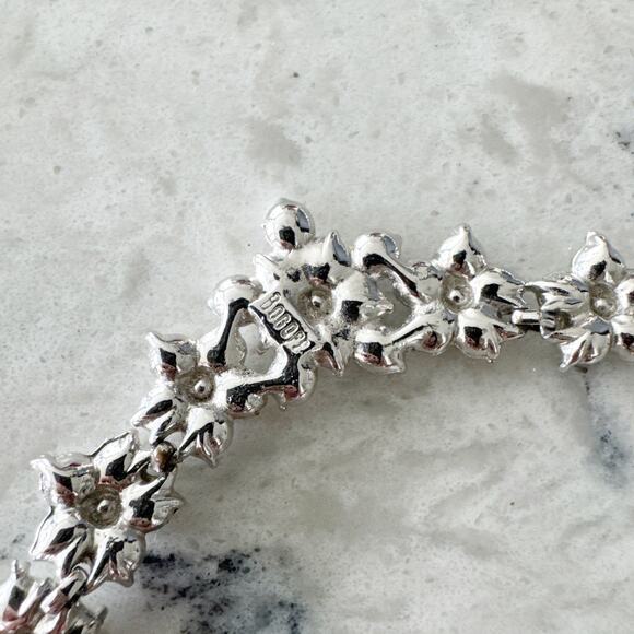 Bug Off Rhinestone Necklace Silver Tone Floral Cluster Sparkle Formal - Picture 6 of 10